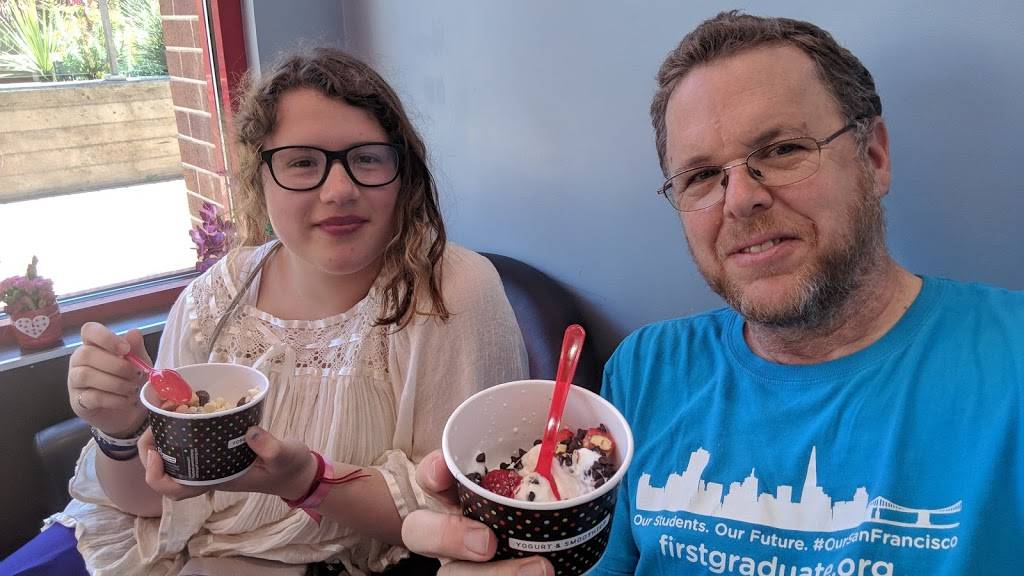 Red Mango | restaurant | 5609 Bay St, Emeryville, CA 94608, USA | 5104500791 OR +1 510-450-0791