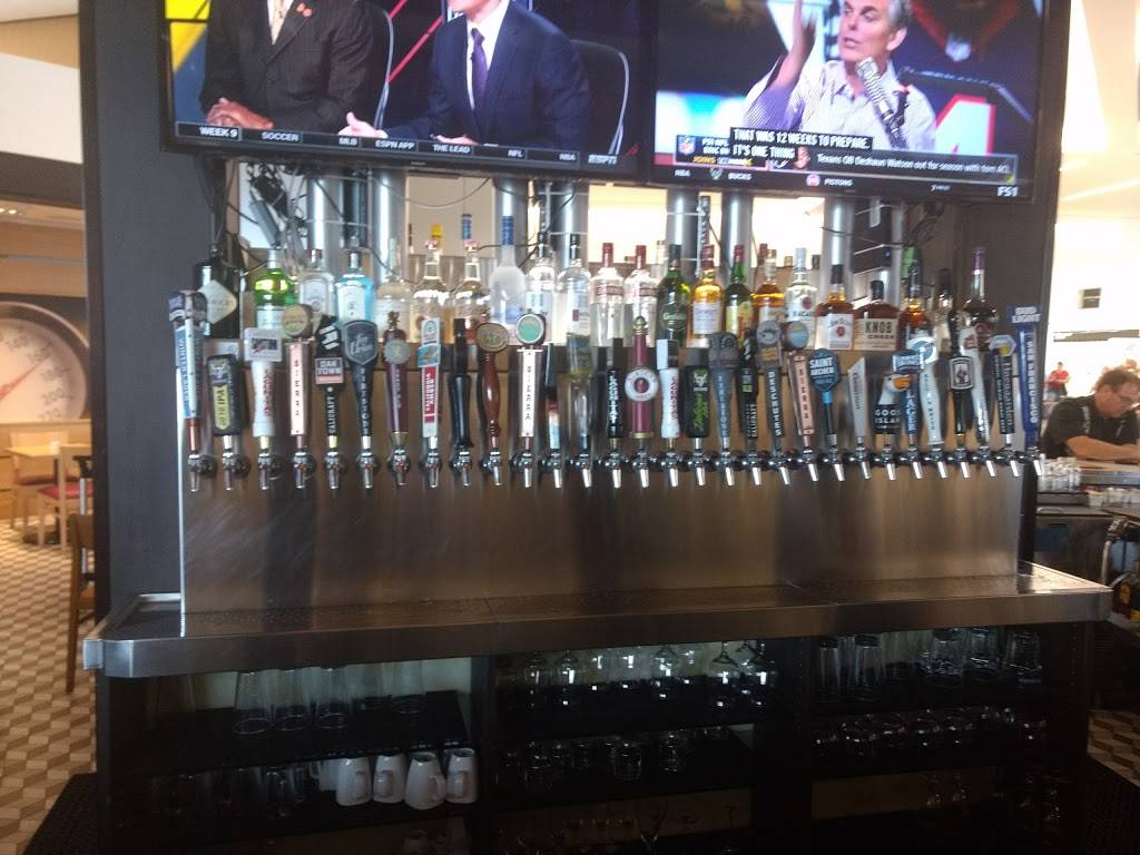 Union Street Gastropub | restaurant | Terminal 3, San Francisco International Airport, San Francisco, CA 94128, USA | 6508218465 OR +1 650-821-8465