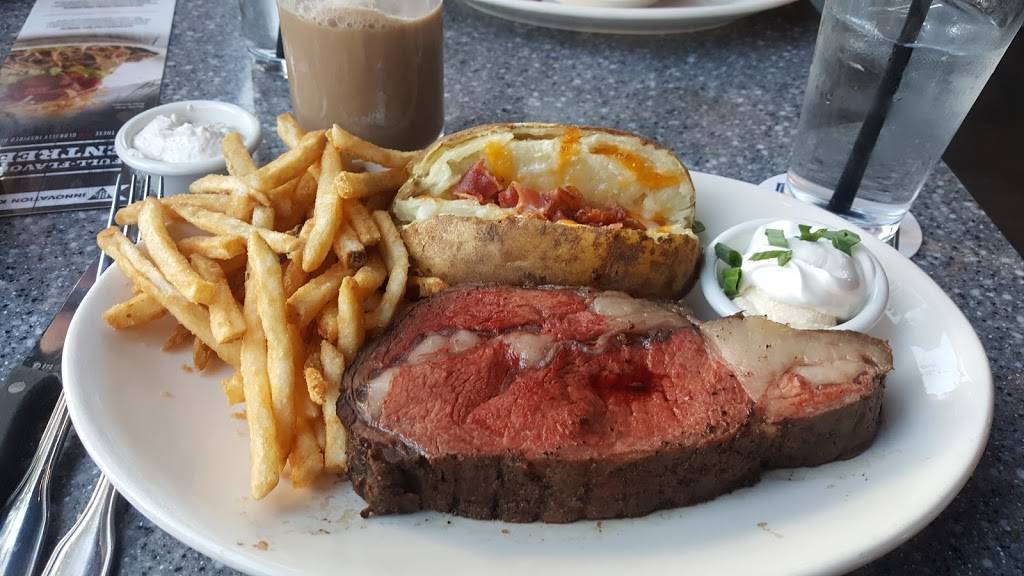 BJs Restaurant & Brewhouse | restaurant | 8785 Villa La Jolla Dr, San Diego, CA 92037, USA | 8582573640 OR +1 858-257-3640