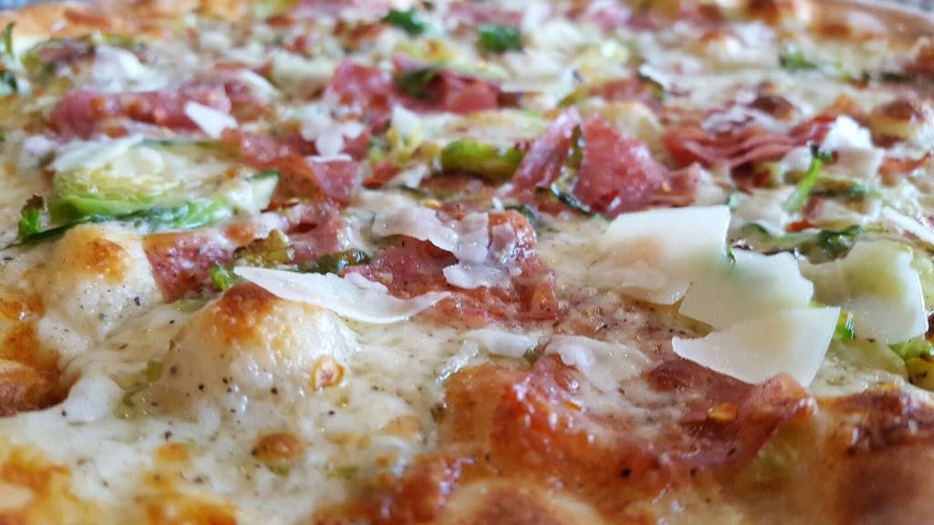 Adrianos Brick Oven | restaurant | 18 N Walnut St, Glenwood, IA 51534, USA | 7125209108 OR +1 712-520-9108