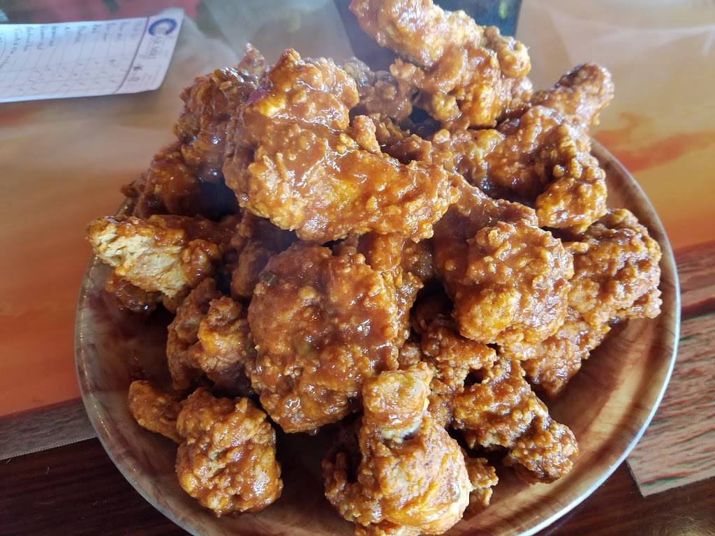 Hooters of New Castle | restaurant | 194 S Dupont Hwy, New Castle, DE 19720, USA | 3023262526 OR +1 302-326-2526