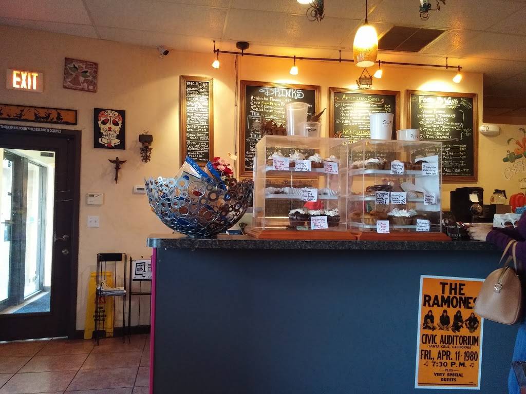 Chef Brookes Natural Cafe | bakery | 1850 Boy Scout Dr #A106, Fort Myers, FL 33907, USA | 2393322433 OR +1 239-332-2433