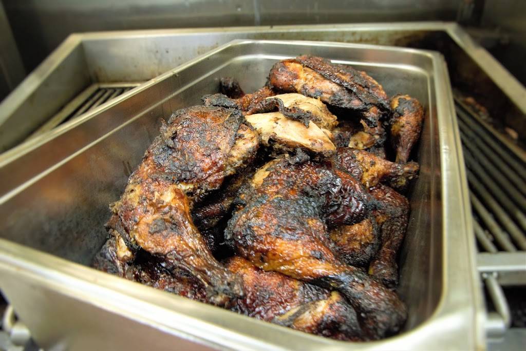 de Islands | restaurant | 8203 Flatlands Ave, Brooklyn, NY 11236, USA | 7182413609 OR +1 718-241-3609