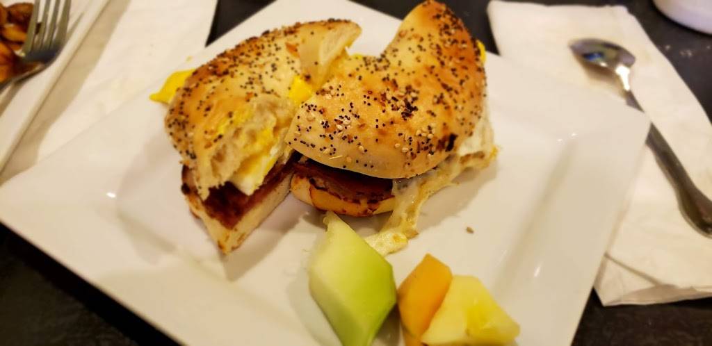 Nunos Cafe | restaurant | 12001 Avalon Lake Dr G, Orlando, FL 32828, USA | 4079303080 OR +1 407-930-3080