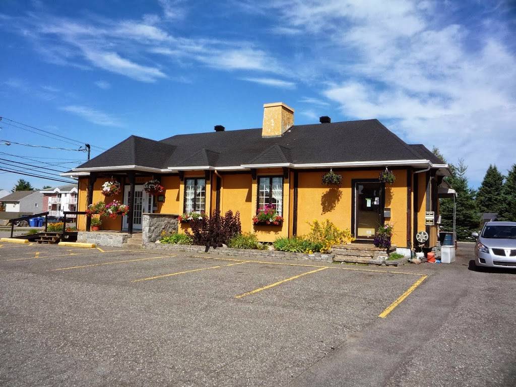 La Noble Maison | restaurant | 1440 Boulevard Pie-XI N, Québec, QC G3J 1H7, Canada | 4188425511 OR +1 418-842-5511