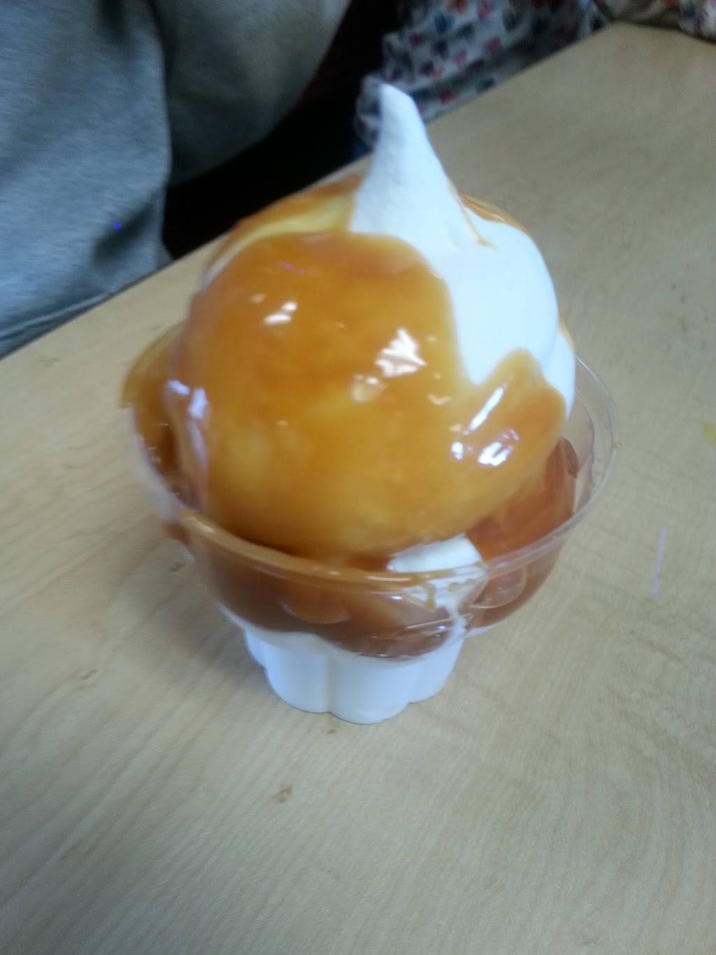 Dairy Queen Grill & Chill | restaurant | 1180 Canton Rd NW, Carrollton, OH 44615, USA | 3306279792 OR +1 330-627-9792