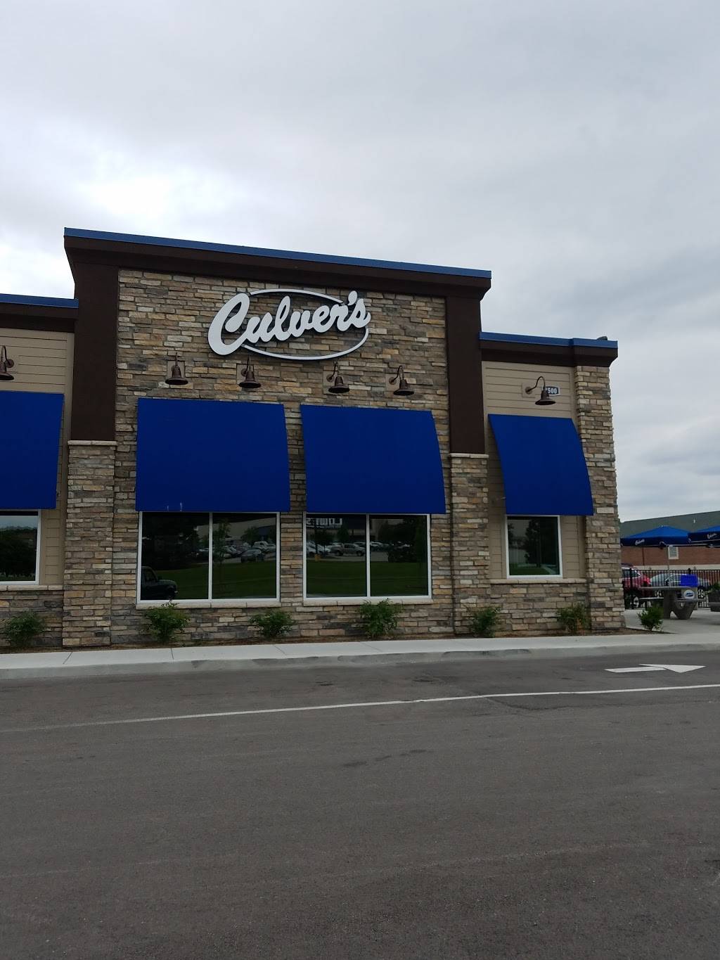 Culvers | restaurant | 8500 Mexico Rd, OFallon, MO 63366, USA | 6362811425 OR +1 636-281-1425