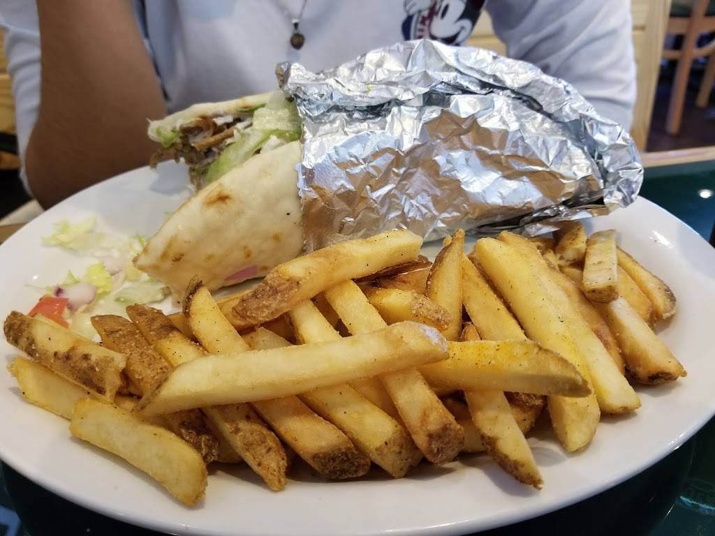 Gators Dockside | restaurant | 6516 Old Brick Road, Windermere, FL 34786, USA | 4072175191 OR +1 407-217-5191