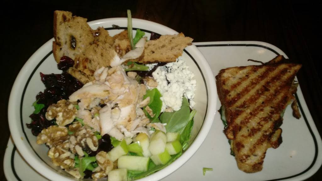 Maggianos Little Italy | restaurant | 6100 Topanga Canyon Blvd, Woodland Hills, CA 91367, USA | 8188873777 OR +1 818-887-3777