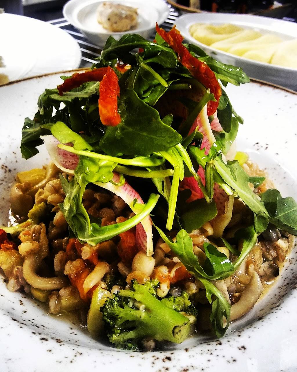 Lemonía | restaurant | 2600 Tiburon Dr #2, Naples, FL 34109, USA | 2395986644 OR +1 239-598-6644