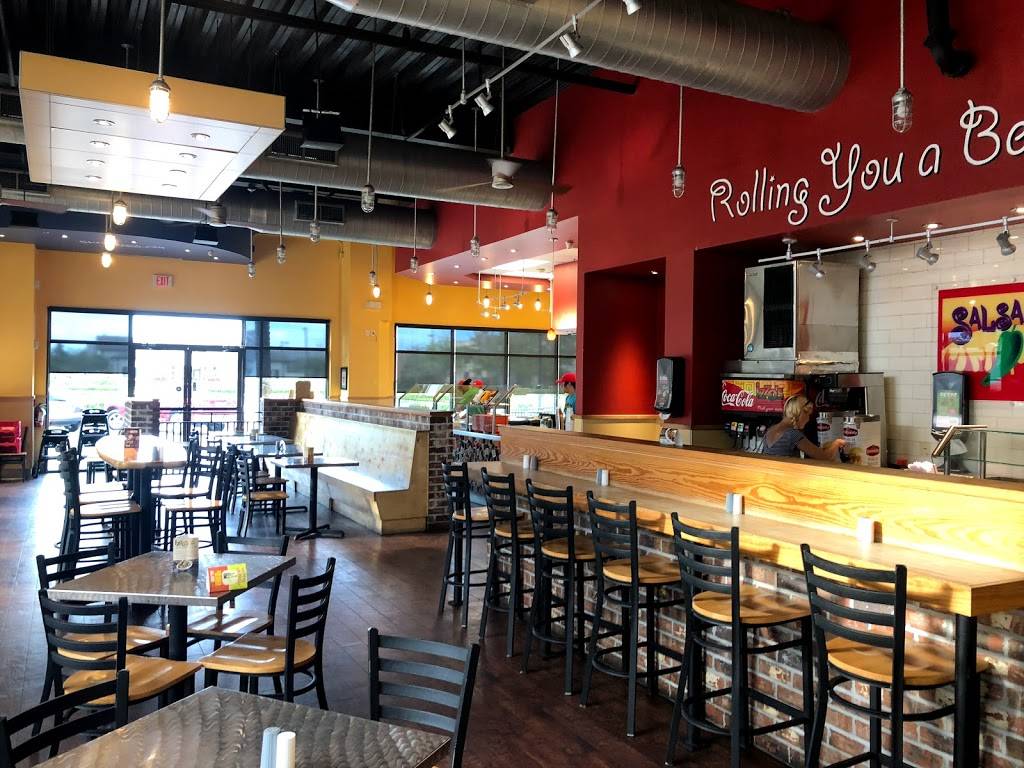 Izzos Illegal Burrito - Harvey | restaurant | 1901 Manhattan Blvd #101, Harvey, LA 70058, USA | 5045706077 OR +1 504-570-6077