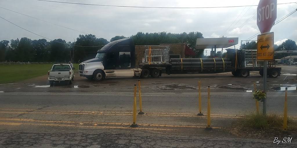 Lous Korner Cafe | restaurant | 4100-4124 W Walnut St, Ratcliff, AR 72951, USA | 4796352124 OR +1 479-635-2124