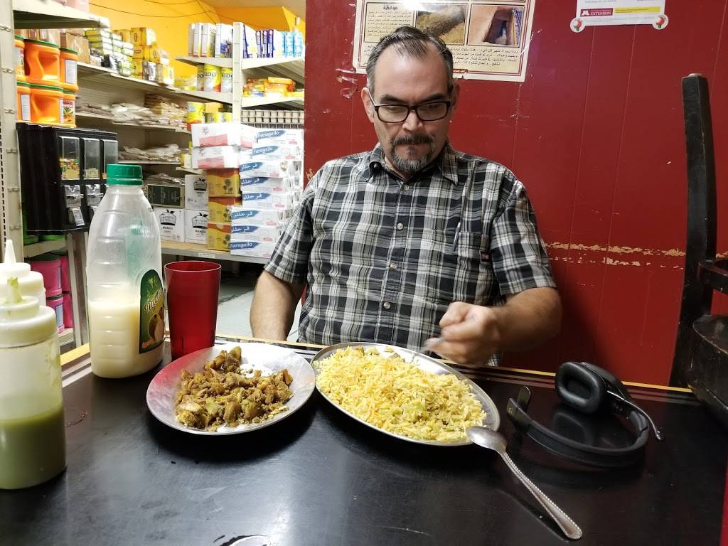 Banadir Restaurant & Grocery | restaurant | 211 Central Ave N, Faribault, MN 55021, USA | 5072091624 OR +1 507-209-1624