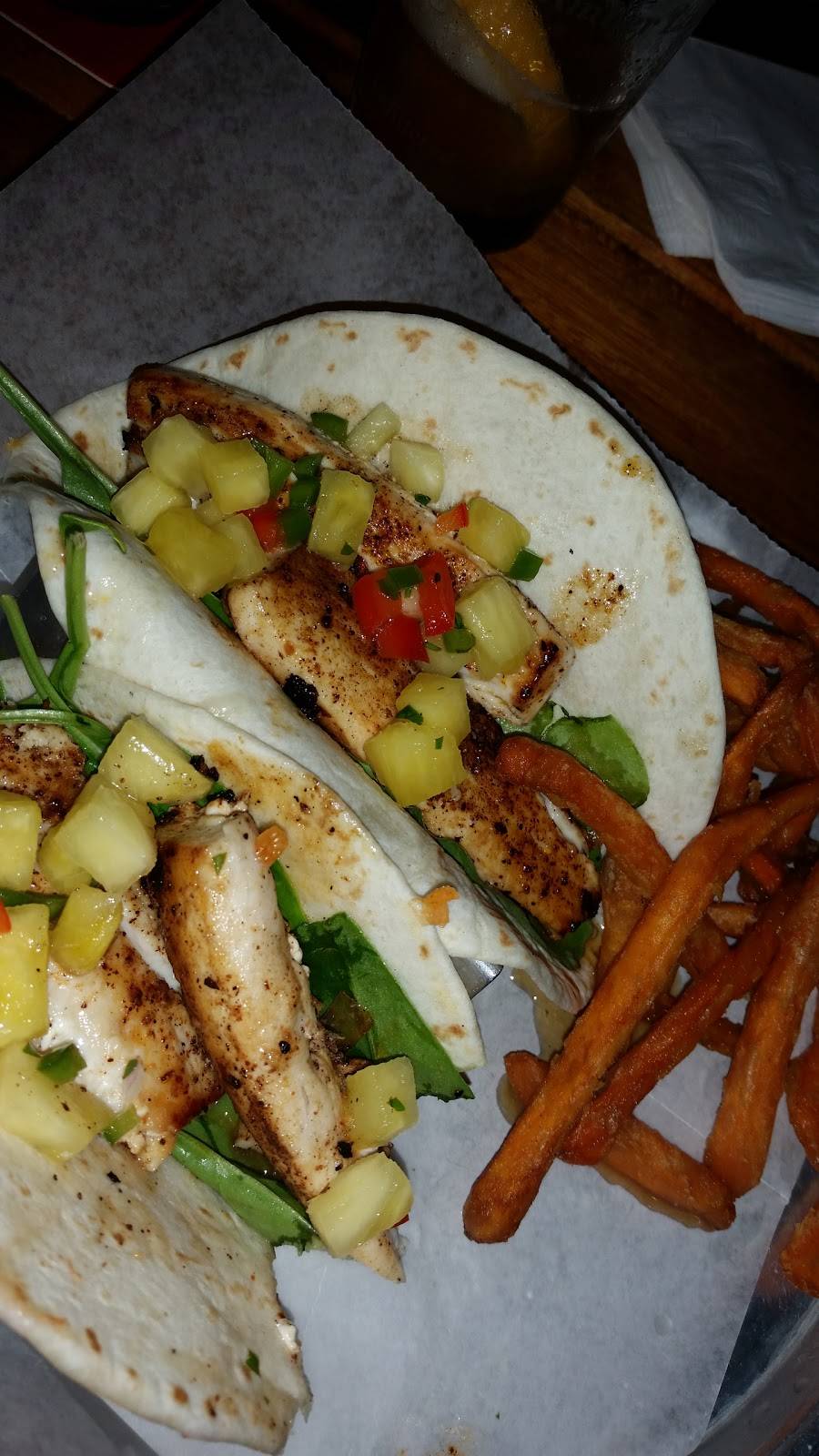 Tipsyz Tavern & Grill | restaurant | 805 Westchester Dr, High Point, NC 27262, USA | 3368870230 OR +1 336-887-0230