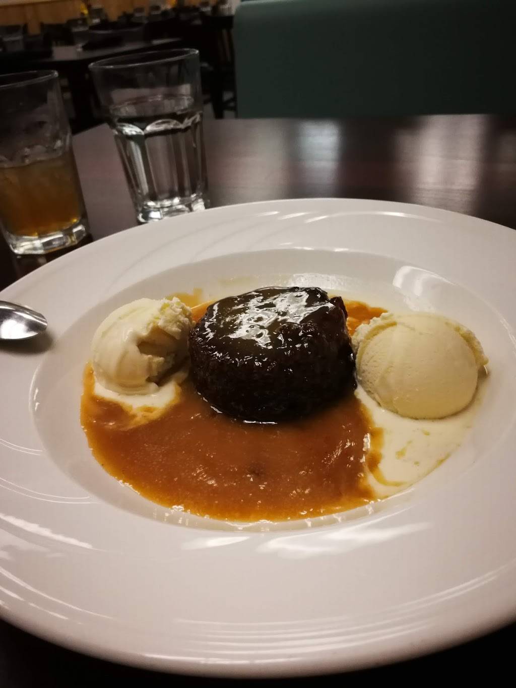 Maxs World Cafe | restaurant | 212 Front St N, Issaquah, WA 98027, USA | 4253918002 OR +1 425-391-8002