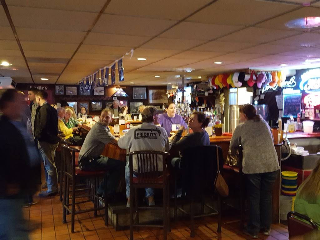 Cantlers Riverside Inn | restaurant | 458 Forest Beach Rd, Annapolis, MD 21409, USA | 4107571311 OR +1 410-757-1311