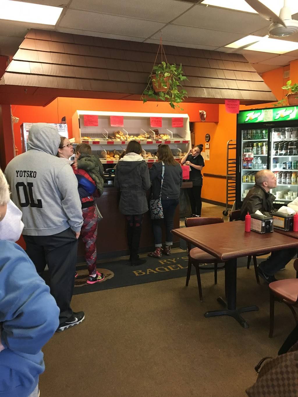 Rys Bagels | cafe | 800 Delsea Dr, Glassboro, NJ 08028, USA | 8562702575 OR +1 856-270-2575