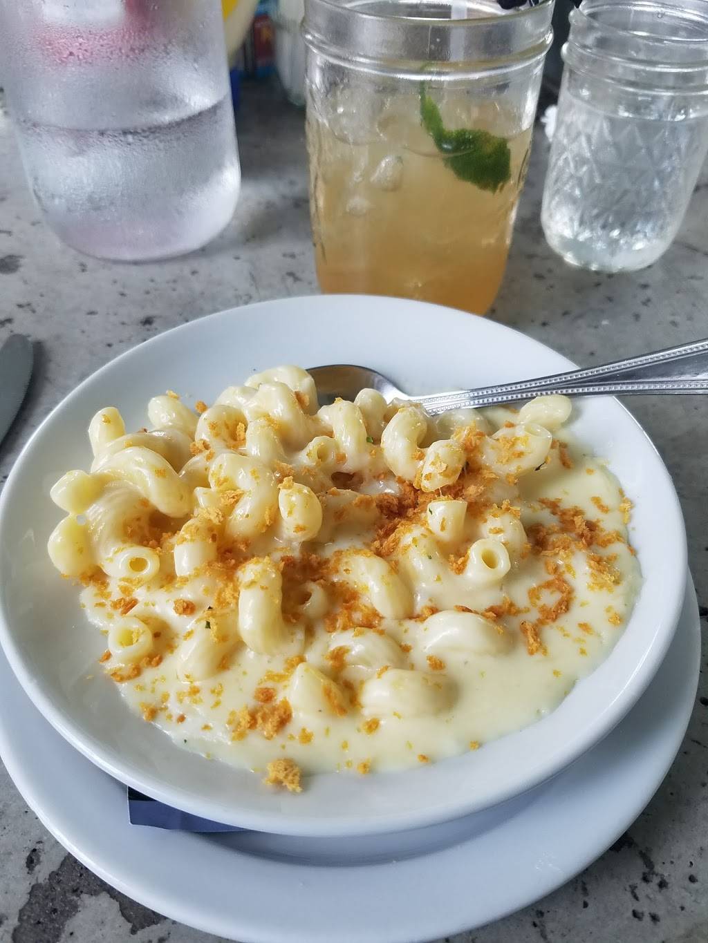 Cowbell | restaurant | 8801 Oak St, New Orleans, LA 70118, USA | 5048664222 OR +1 504-866-4222