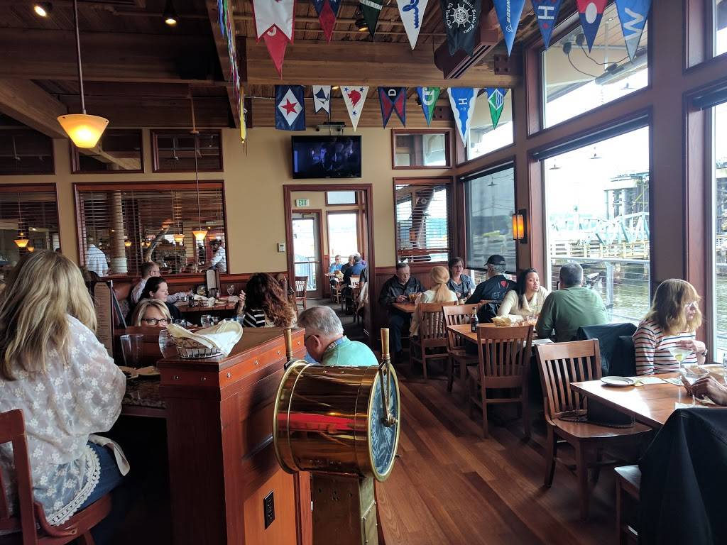 Ivars Fish Bar | restaurant | 710 Front St, Mukilteo, WA 98275, USA | 4253489812 OR +1 425-348-9812