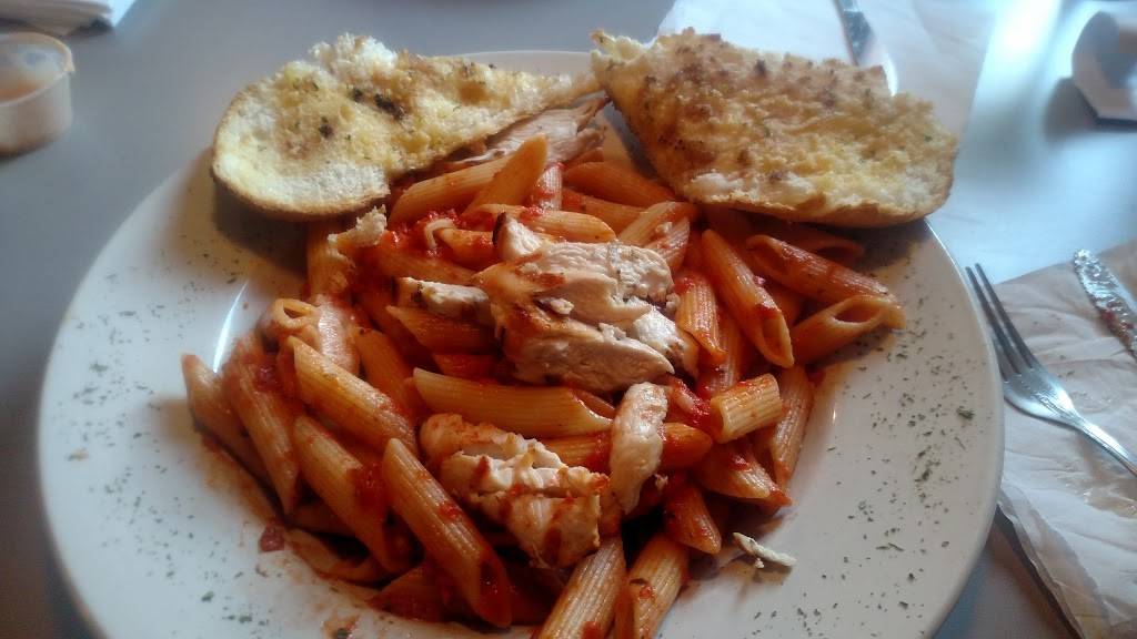 Three Guys Pizzeria | restaurant | 95 N Mountain Blvd, Mountain Top, PA 18707, USA | 5704742100 OR +1 570-474-2100