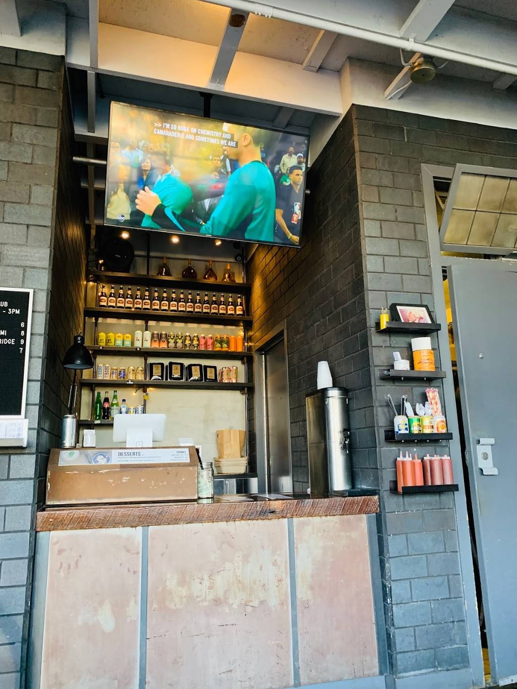 East Borough | restaurant | 2937 Bristol St D102, Costa Mesa, CA 92626, USA | 7146415010 OR +1 714-641-5010