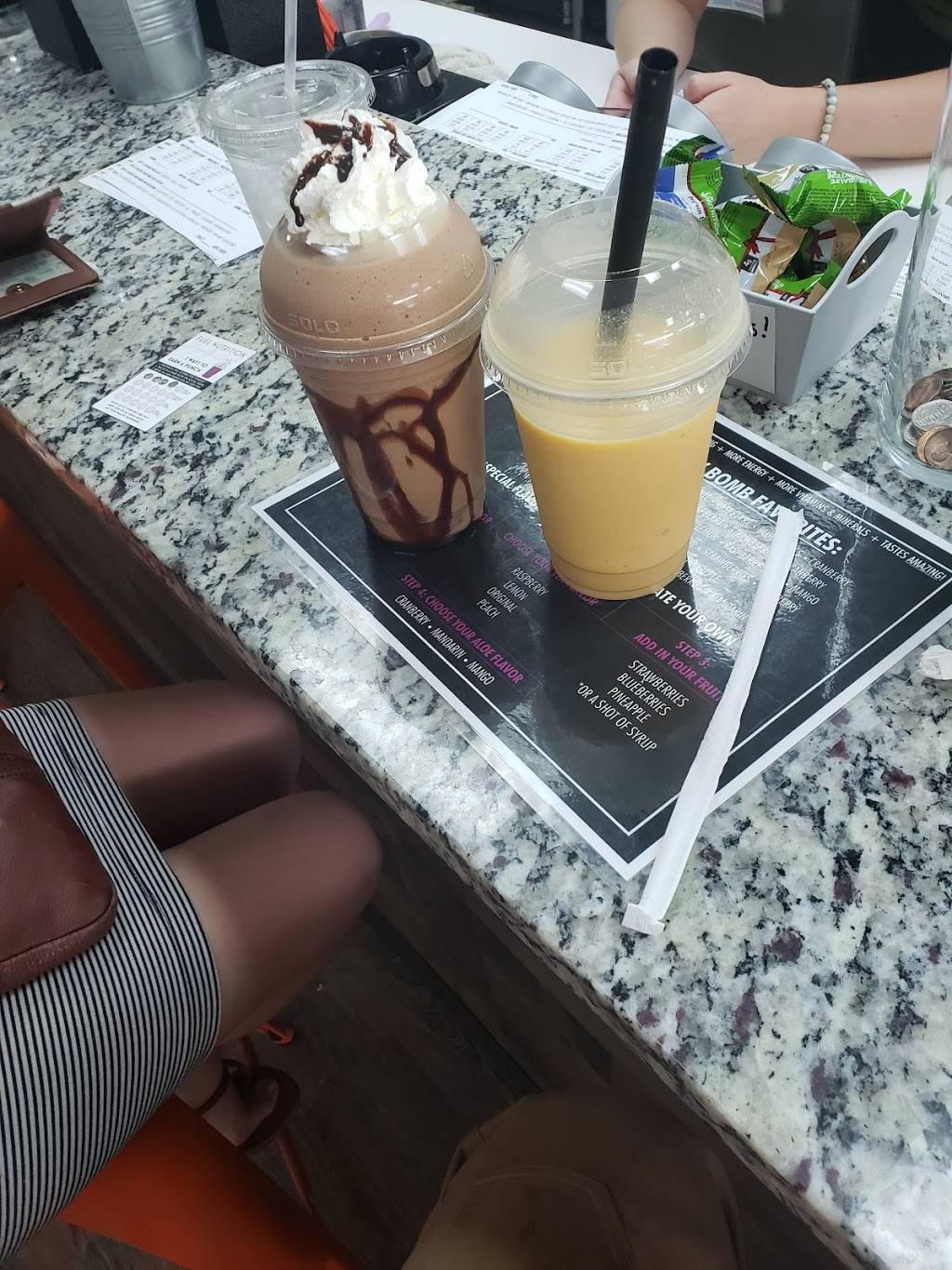 Fuel Nutrition And Smoothie Bar | restaurant | 53 S Washington St, Oxford, MI 48371, USA | 2488004211 OR +1 248-800-4211