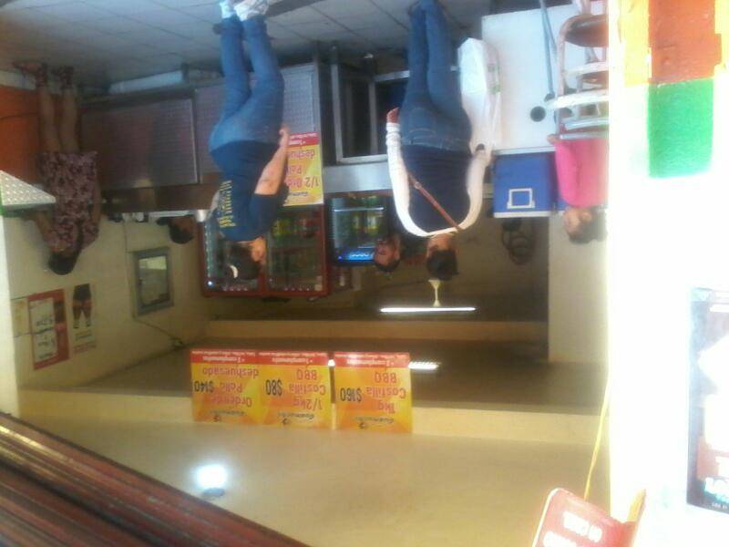 Polleria Los Plebes De Guamuchil | restaurant | int 25A, Palmas 26008, El Refugio, Tijuana, B.C., Mexico | 016642160923 OR +52 664 216 0923