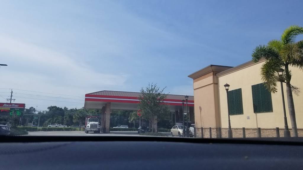 RaceTrac | bakery | 1520 El Jobean Rd, Port Charlotte, FL 33948, USA | 9412553069 OR +1 941-255-3069