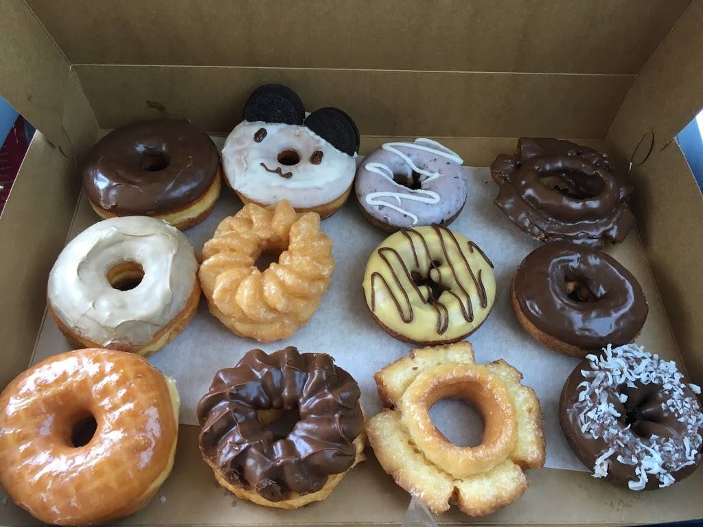 Donut Factory | restaurant | 3730 S Mooney Blvd, Visalia, CA 93277, USA | 5593728514 OR +1 559-372-8514