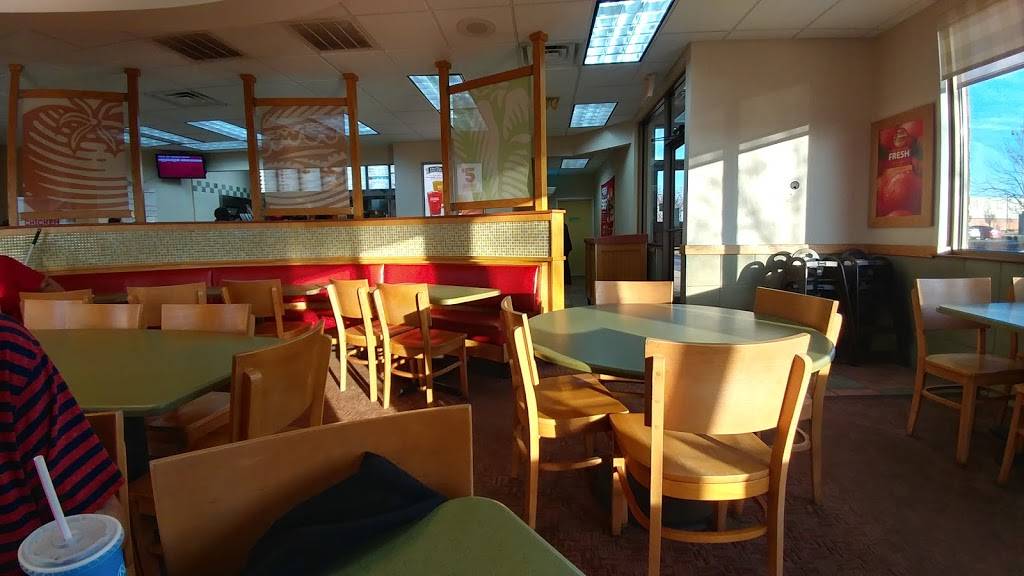 Wendys | restaurant | 3324 N Gloster St, Tupelo, MS 38804, USA | 6626206492 OR +1 662-620-6492