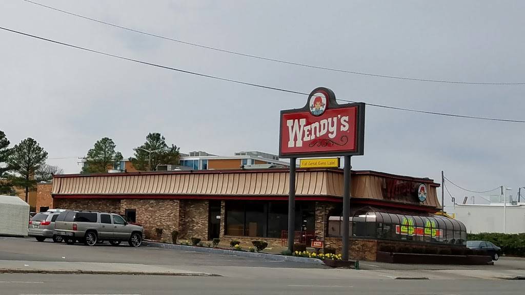 Wendys | restaurant | 4805 W Broad St, Richmond, VA 23230, USA | 8043553634 OR +1 804-355-3634