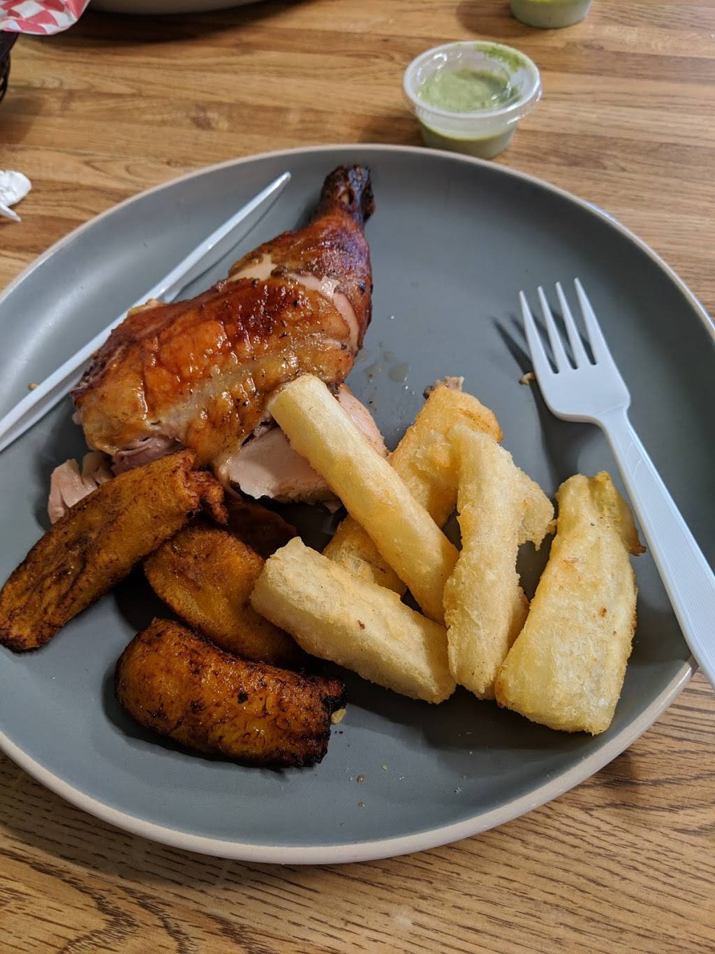 Krazy Chicken International | restaurant | 2301 Fort Henry Dr, Kingsport, TN 37664, USA | 4237652844 OR +1 423-765-2844