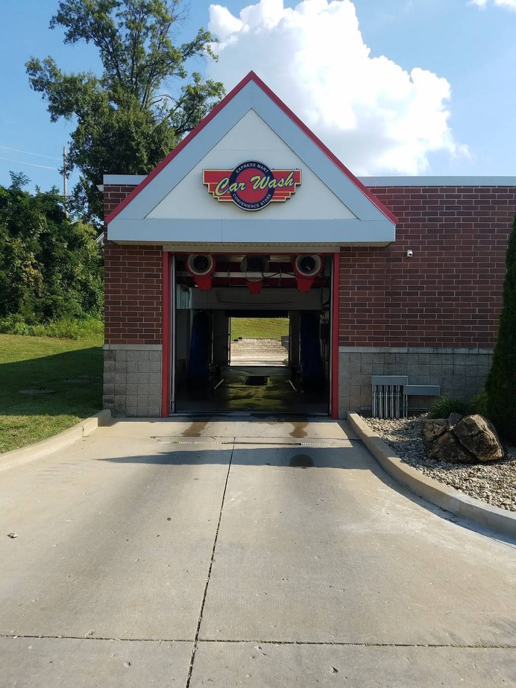 Express Mart | meal takeaway | 2865 Seckman Rd, Imperial, MO 63052, USA | 6362821118 OR +1 636-282-1118