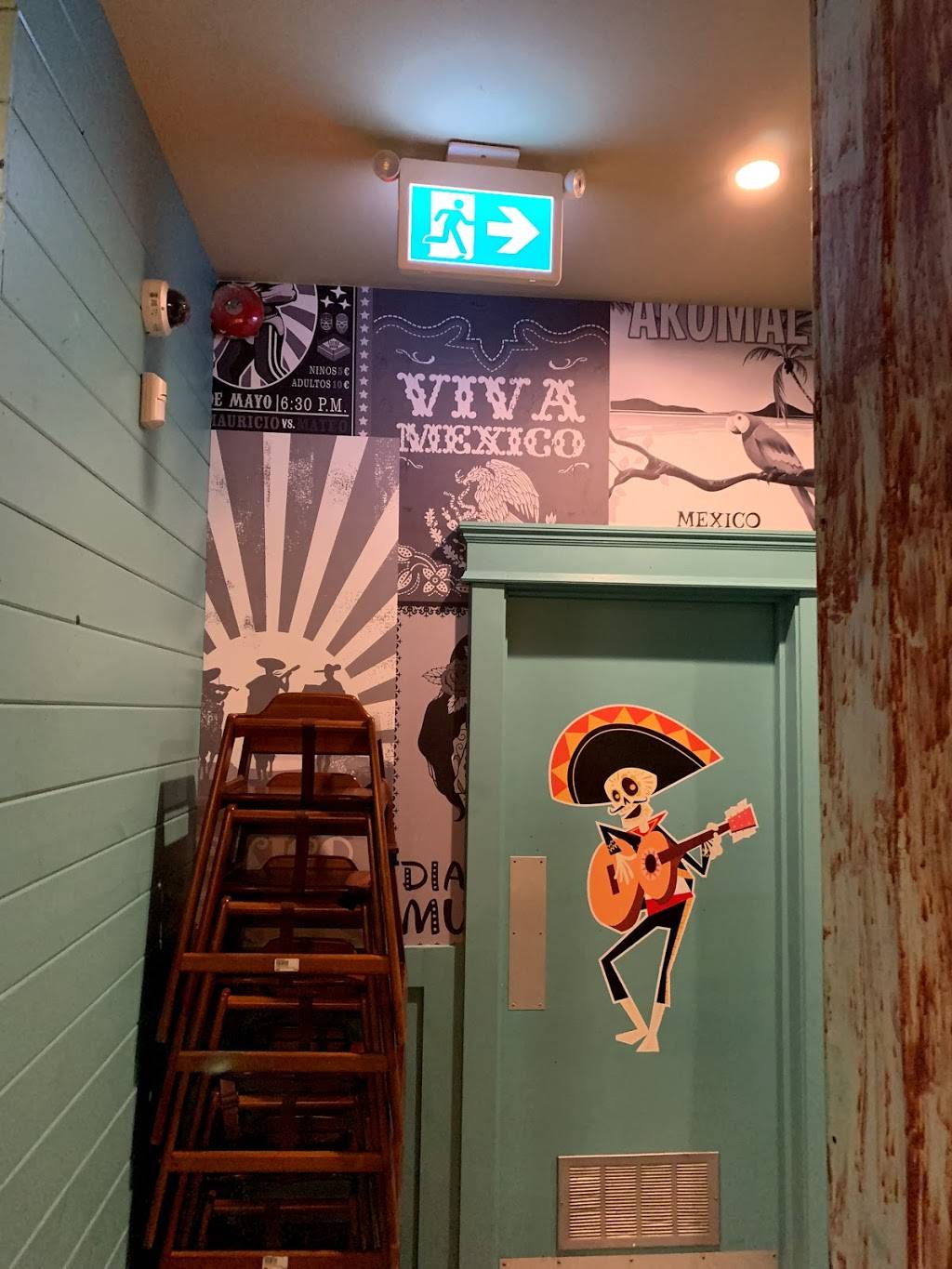 3 Amigos | restaurant | 1007 Boulevard des Seigneurs, Terrebonne, QC J6W 3W5, Canada | 4503263200 OR +1 450-326-3200