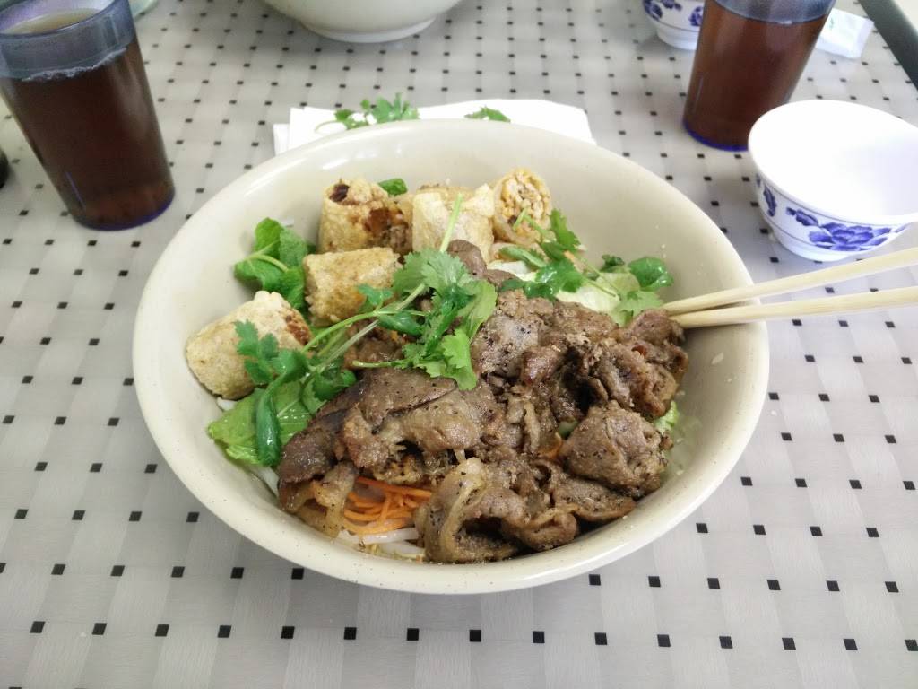 Mission Noodle House | restaurant | 4845 Mission St, San Francisco, CA 94112, USA | 4155861683 OR +1 415-586-1683