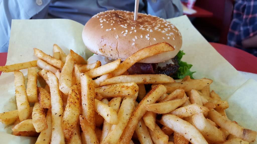 Just Grillin | restaurant | 1129 Fremont Ave, Alhambra, CA 91803, USA | 6265761111 OR +1 626-576-1111