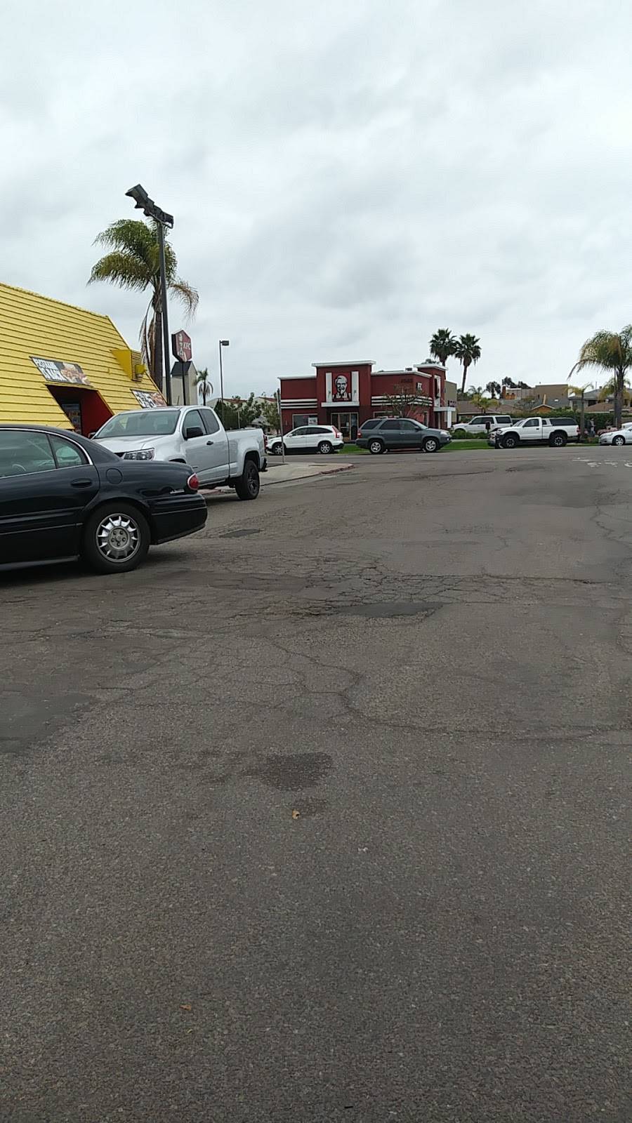 KFC | restaurant | 4545 El Cajon Blvd, San Diego, CA 92115, USA | 6192843975 OR +1 619-284-3975