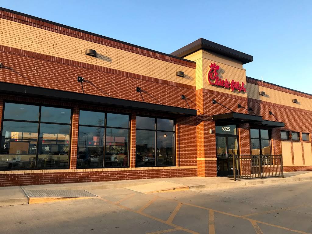 Chick-fil-A | restaurant | 5325 S Rice Ave, Houston, TX 77081, USA | 7133490234 OR +1 713-349-0234
