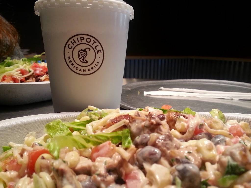 Chipotle Mexican Grill | restaurant | 387 George St, New Brunswick, NJ 08901, USA | 7329931601 OR +1 732-993-1601