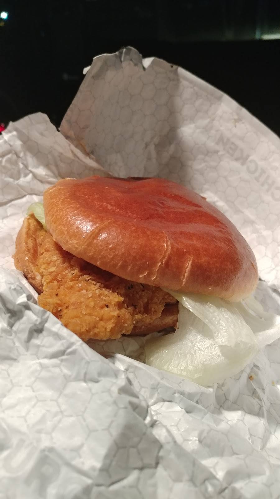 Wendys | restaurant | 4610 W Lake Ave, Glenview, IL 60025, USA | 8478241879 OR +1 847-824-1879