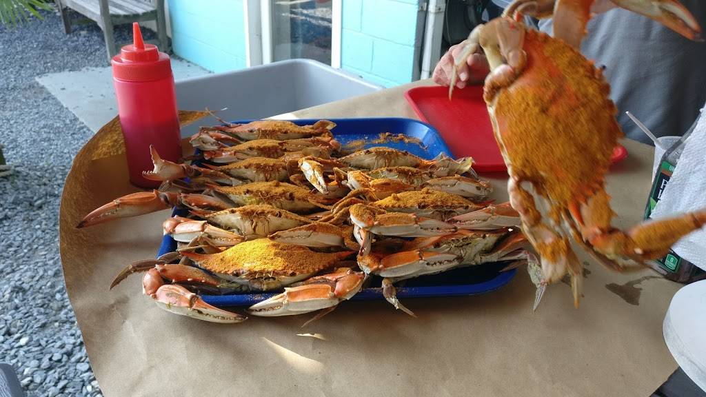 Wild Country Seafood | restaurant | 124 Bay Shore Ave, Annapolis, MD 21403, USA | 4102676711 OR +1 410-267-6711
