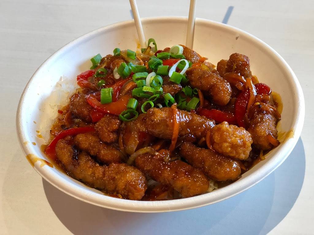 Thaïzone | restaurant | 1780 Rue King Ouest, Sherbrooke, QC J1J 2C9, Canada | 8197918424 OR +1 819-791-8424