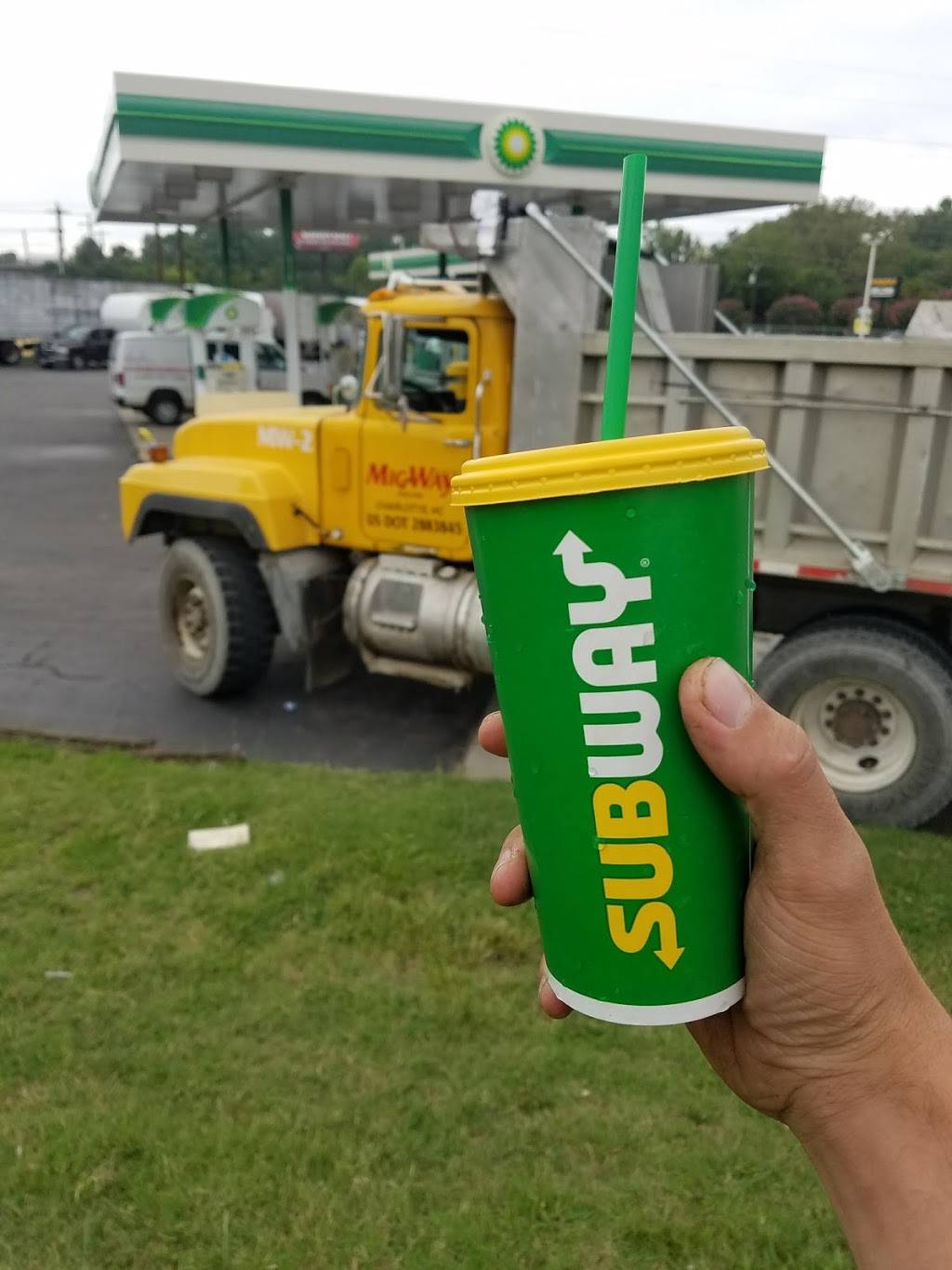 Subway Restaurants | restaurant | 410 A Westinghouse Blvd, Charlotte, NC 28273, USA | 7045885805 OR +1 704-588-5805