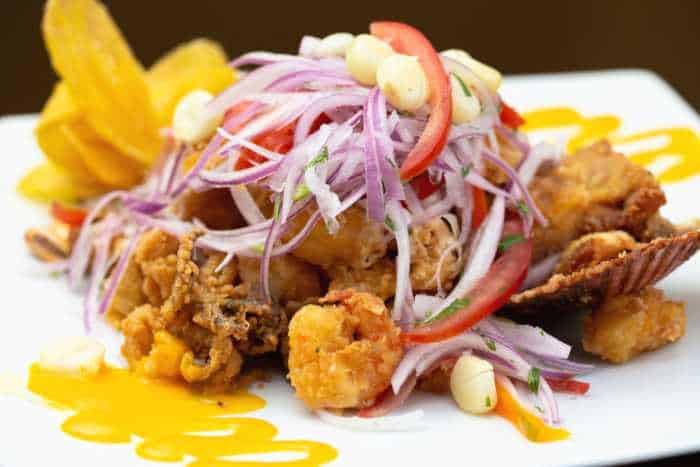 Salsa Restaurant & Lounge | restaurant | 7021 W Higgins Ave, Chicago, IL 60656, USA | 7736316310 OR +1 773-631-6310