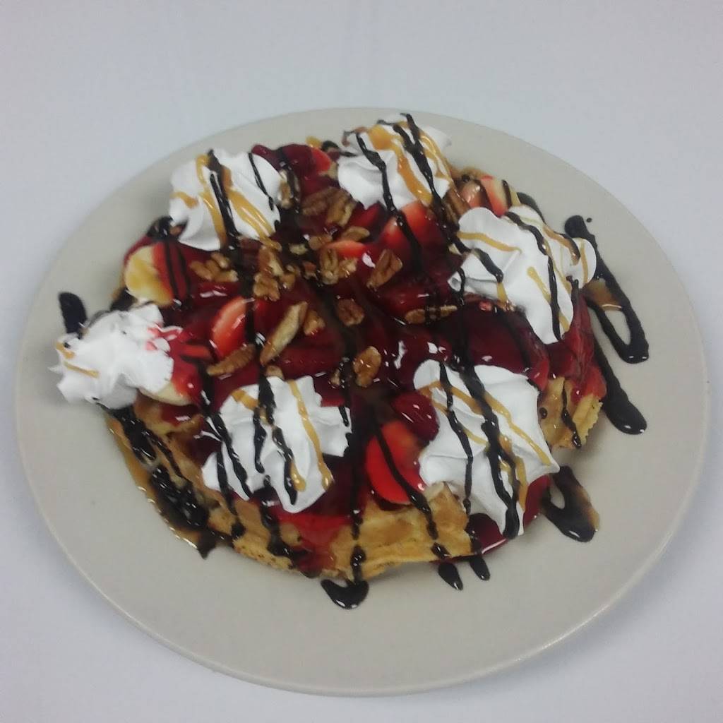 7 Days Diner | restaurant | 108 NW 4th St, Concordia, MO 64020, USA | 6604630422 OR +1 660-463-0422