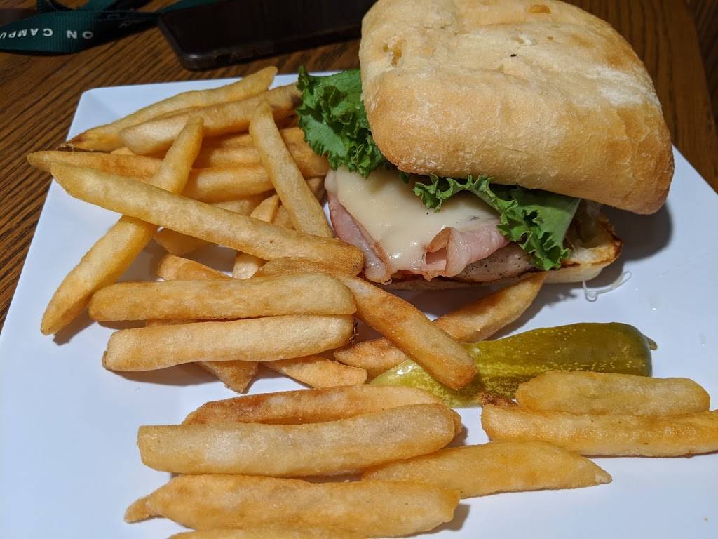 Leatherbys Family Creamery, Orem | restaurant | 304 E University Pkwy, Orem, UT 84058, USA | 3852238140 OR +1 385-223-8140