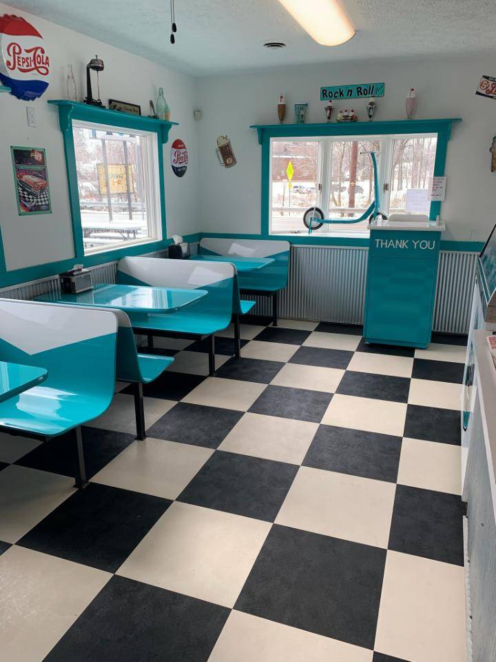 Clear Fork Dairy Belle | restaurant | 8 Main St, Bellville, OH 44813, USA | 4198863122 OR +1 419-886-3122