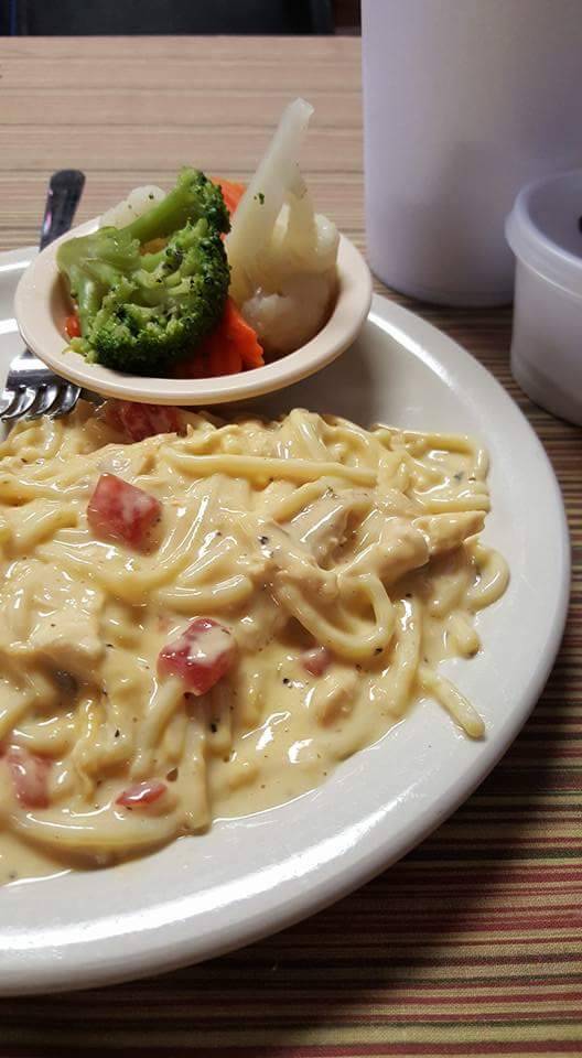 Lercys Diner West | restaurant | 1419 N Main St, Mont Belvieu, TX 77520, USA | 2815766975 OR +1 281-576-6975