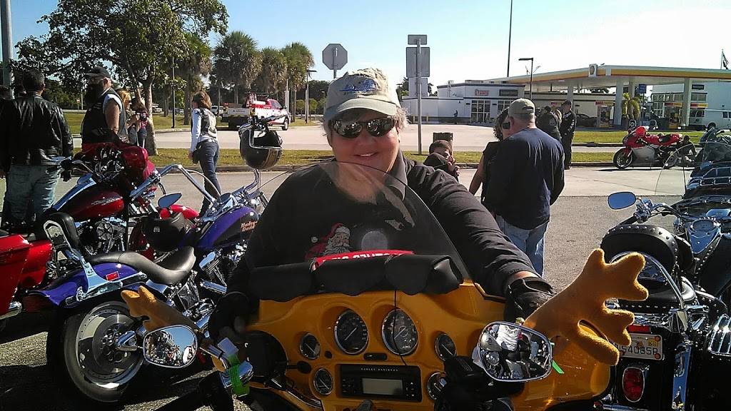 Dunkin | bakery | Florida Turnpike MM 19, Miami, FL 33186, USA | 3052533755 OR +1 305-253-3755