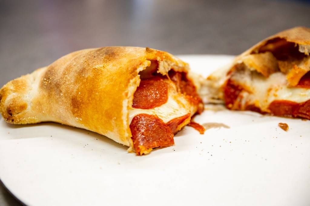 Marcos "World Famous" Pizza - Northwest | meal delivery | 8411 W Lisbon Ave, Milwaukee, WI 53222, USA | 4144611100 OR +1 414-461-1100